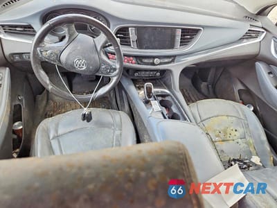 Zdjęcie 8 z 13 samochodu: 2019 BUICK ENCLAVE ESSENCE VIN:5GAERBKW3KJ175060 - miniatura