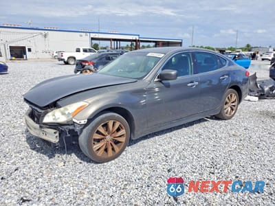 2013 INFINITI M37 X JN1BY1AR2DM602209 - główne zdjęcie licytacji z USA - miniatura