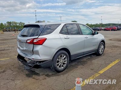 Trzecie zdjęcie samochodu z tyłu: 2020 CHEVROLET EQUINOX VIN:2GNAXFEV7L6158958 - miniatura