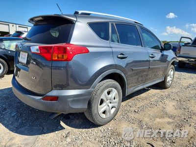 Trzecie zdjęcie samochodu z tyłu: 2015 TOYOTA RAV4 LE VIN:JTMZFREV2FD064251 - miniatura