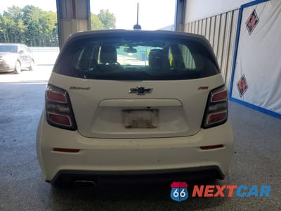 Zdjęcie 6 z 13 samochodu: 2019 CHEVROLET SONIC LT VIN:1G1JD6SB9K4138425 - miniatura