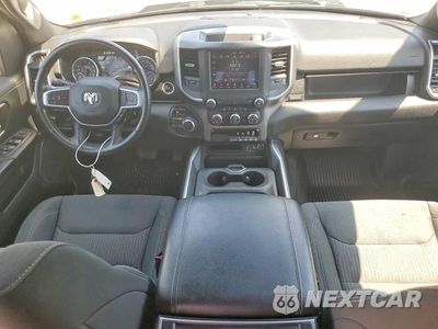 Zdjęcie 8 z 13 samochodu: 2021 RAM 1500 BIG HORN/LONE STAR VIN:1C6SRFFT1MN696242 - miniatura