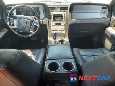 Zdjęcie 8 z 13 samochodu: 2008 LINCOLN NAVIGATOR VIN:5LMFU28548LJ06545 - miniatura