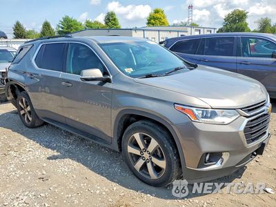 Czwarte zdjęcie samochodu z boku: 2019 CHEVROLET TRAVERSE LT VIN:1GNERHKW5KJ147589 - miniatura