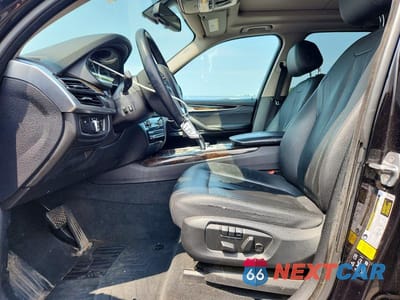 Zdjęcie 7 z 12 samochodu: 2015 BMW X5 XDRIVE35I VIN:5UXKR0C58F0P13662 - miniatura