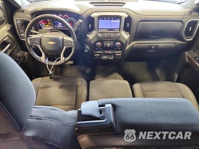 Zdjęcie 8 z 13 samochodu: 2019 CHEVROLET SILVERADO K1500 LT VIN:1GCUYDED4KZ124459 - miniatura