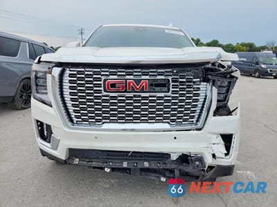 Piąte zdjęcie samochodu w środku: 2024 GMC YUKON XL DENALI VIN:1GKS2JKL4RR378349 - miniatura