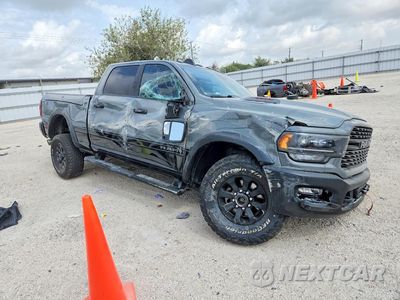 Czwarte zdjęcie samochodu z boku: 2024 RAM 2500 POWERWAGON VIN:3C6TR5EJ6RG369348 - miniatura