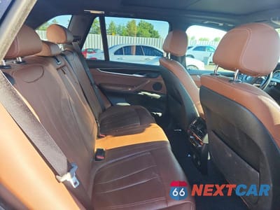 Zdjęcie 11 z 13 samochodu: 2018 BMW X5 XDRIVE35I VIN:5UXKR0C57J0X84280 - miniatura