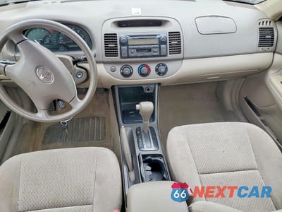 Zdjęcie 8 z 12 samochodu: 2003 TOYOTA CAMRY LE VIN:4T1BE32K93U727298 - miniatura