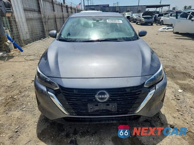Piąte zdjęcie samochodu w środku: 2024 NISSAN SENTRA SV VIN:3N1AB8CV5RY306993 - miniatura