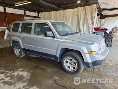 Czwarte zdjęcie samochodu z boku: 2013 JEEP PATRIOT SPORT VIN:1C4NJRBB4DD263080 - miniatura
