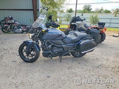 Trzecie zdjęcie samochodu z tyłu: 2016 HONDA CTX700 D VIN:JH2RC6949GK200386 - miniatura