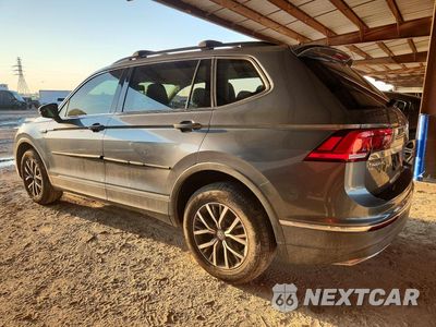 Drugie zdjęcie samochodu z przodu: 2018 VOLKSWAGEN TIGUAN SE VIN:3VV2B7AX6JM202302 - miniatura