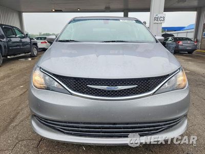 Piąte zdjęcie samochodu w środku: 2017 CHRYSLER PACIFICA TOURING VIN:2C4RC1DG1HR515425 - miniatura