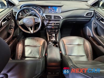 Zdjęcie 8 z 12 samochodu: 2017 INFINITI QX30 PREMIUM VIN:SJKCH5CR3HA025992 - miniatura