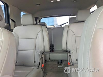 Zdjęcie 10 z 13 samochodu: 2019 CHEVROLET TRAVERSE LT VIN:1GNEVHKWXKJ314752 - miniatura