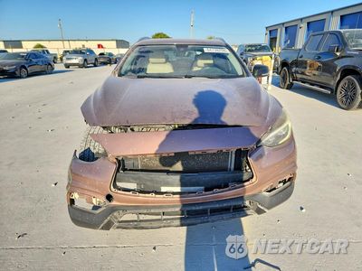 Piąte zdjęcie samochodu w środku: 2018 INFINITI QX30 LUXURY VIN:SJKCH5CR0JA051763 - miniatura