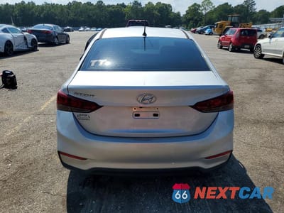 Zdjęcie 6 z 12 samochodu: 2019 HYUNDAI ACCENT SE VIN:3KPC24A33KE083456 - miniatura