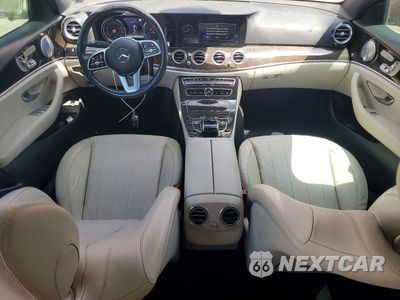 Zdjęcie 8 z 13 samochodu: 2019 MERCEDES-BENZ E 300 VIN:WDDZF4JB8KA548599 - miniatura