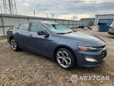 Czwarte zdjęcie samochodu z boku: 2019 CHEVROLET MALIBU RS VIN:1G1ZG5ST0KF225017 - miniatura