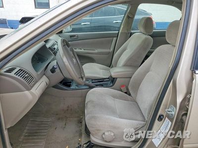 Zdjęcie 7 z 12 samochodu: 2003 TOYOTA CAMRY LE VIN:JTDBE32K330140994 - miniatura