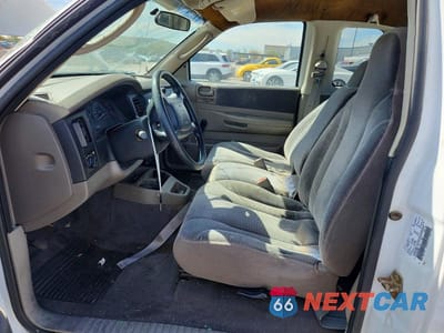 Zdjęcie 7 z 13 samochodu: 2002 DODGE DAKOTA SPORT VIN:1B7GL32XX2S708622 - miniatura