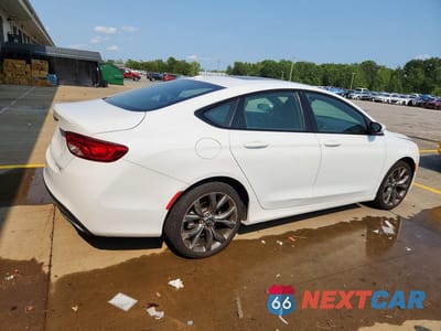 Trzecie zdjęcie samochodu z tyłu: 2016 CHRYSLER 200 S VIN:1C3CCCBB4GN161618 - miniatura