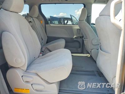 Zdjęcie 11 z 13 samochodu: 2014 TOYOTA SIENNA LE VIN:5TDKK3DC2ES521511 - miniatura