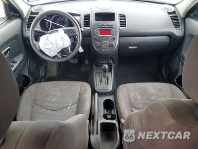 Zdjęcie 8 z 13 samochodu: 2012 KIA SOUL BASE VIN:KNDJT2A52C7455588 - miniatura