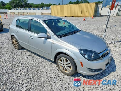Czwarte zdjęcie samochodu z boku: 2008 SATURN ASTRA XR VIN:W08AT671085110471 - miniatura