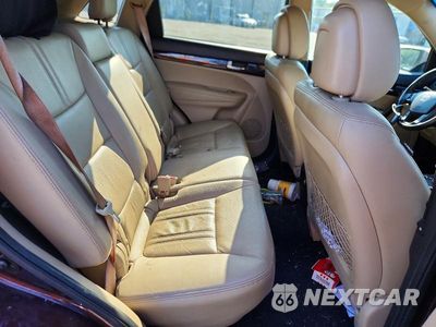 Zdjęcie 10 z 12 samochodu: 2013 KIA SORENTO EX VIN:5XYKU4A20DG378534 - miniatura