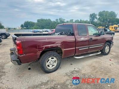 Trzecie zdjęcie samochodu z tyłu: 2003 CHEVROLET SILVERADO K1500 VIN:2GCEK19T031399813 - miniatura