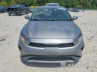 Piąte zdjęcie samochodu w środku: 2023 KIA FORTE LXS VIN:3KPF24AD7PE528276 - miniatura
