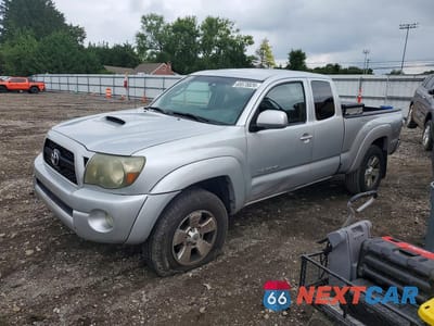2011 TOYOTA TACOMA V6 5TFUU4EN5BX002256 - główne zdjęcie licytacji z USA - miniatura