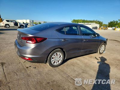 Trzecie zdjęcie samochodu z tyłu: 2019 HYUNDAI ELANTRA SE VIN:5NPD74LF5KH496102 - miniatura