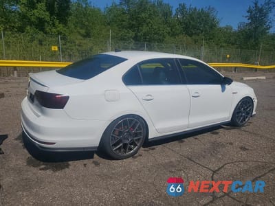 Trzecie zdjęcie samochodu z tyłu: 2017 VOLKSWAGEN JETTA GLI VIN:3VW4T7AJ7HM366424 - miniatura