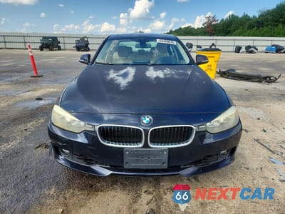 Piąte zdjęcie samochodu w środku: 2012 BMW 328 I SULEV VIN:WBA3C1C59CF433090 - miniatura