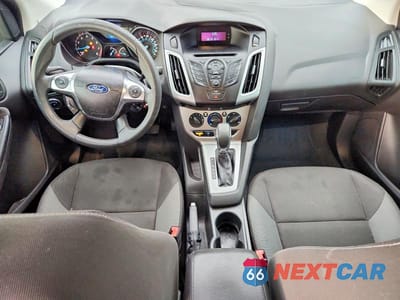 Zdjęcie 8 z 12 samochodu: 2012 FORD FOCUS SE VIN:1FAHP3F27CL187481 - miniatura