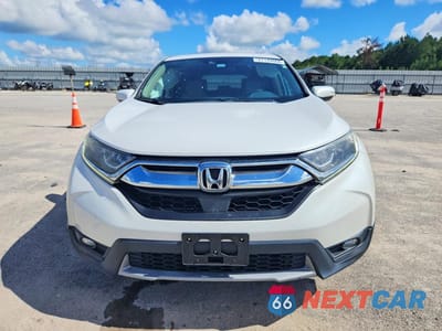 Piąte zdjęcie samochodu w środku: 2019 HONDA CR-V EX VIN:5J6RW1H58KA040667 - miniatura