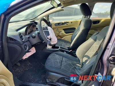 Zdjęcie 7 z 13 samochodu: 2012 FORD FIESTA SE VIN:3FADP4EJXCM105206 - miniatura