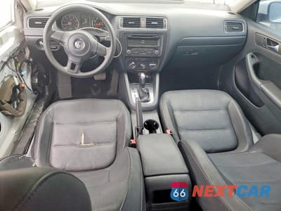 Zdjęcie 8 z 13 samochodu: 2012 VOLKSWAGEN JETTA SE VIN:3VWDP7AJ9CM374022 - miniatura