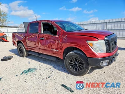 Czwarte zdjęcie samochodu z boku: 2017 NISSAN TITAN S VIN:1N6AA1EJ2HN510709 - miniatura