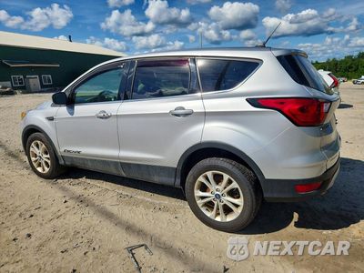 Drugie zdjęcie samochodu z przodu: 2019 FORD ESCAPE SE VIN:1FMCU9GD0KUB83924 - miniatura