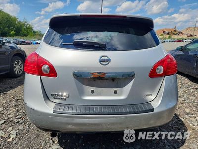 Zdjęcie 6 z 13 samochodu: 2015 NISSAN ROGUE VIN:JN8AS5MV9FW750606 - miniatura