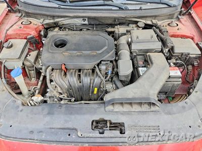 Zdjęcie 11 z 13 samochodu: 2018 HYUNDAI SONATA SEL VIN:5NPE34AF0JH654928 - miniatura