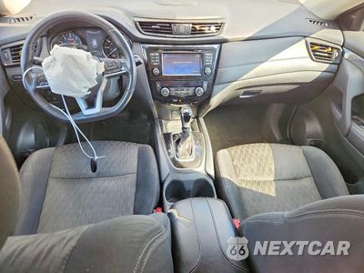 Zdjęcie 8 z 14 samochodu: 2017 NISSAN ROGUE SV VIN:5N1AT2MV1HC792307 - miniatura