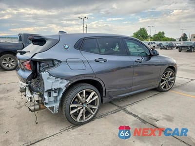 Trzecie zdjęcie samochodu z tyłu: 2022 BMW X2 M35I VIN:WBXYN1C06N5U40467 - miniatura