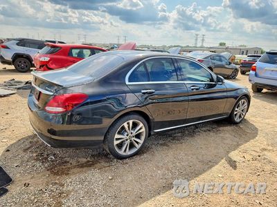 Trzecie zdjęcie samochodu z tyłu: 2017 MERCEDES-BENZ C 300 4MATIC VIN:55SWF4KB4HU219831 - miniatura