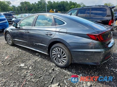 Drugie zdjęcie samochodu z przodu: 2022 HYUNDAI SONATA HYBRID SEL VIN:KMHL34JJXNA052638 - miniatura